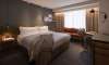 Rydges Melbourne_Rydges King Room.jpg